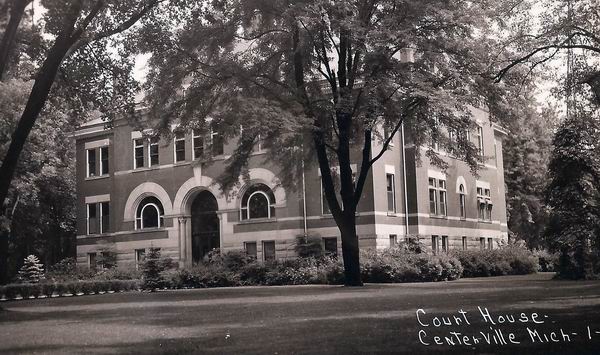 Court House Centerville (newer photo)